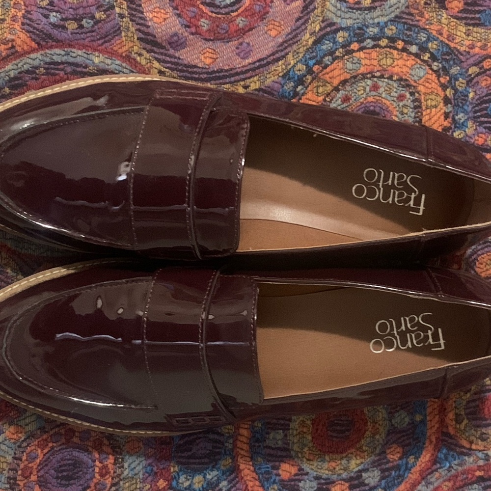 FRANCO SARTO woman’s size 10 Patent loafers. Maroon color